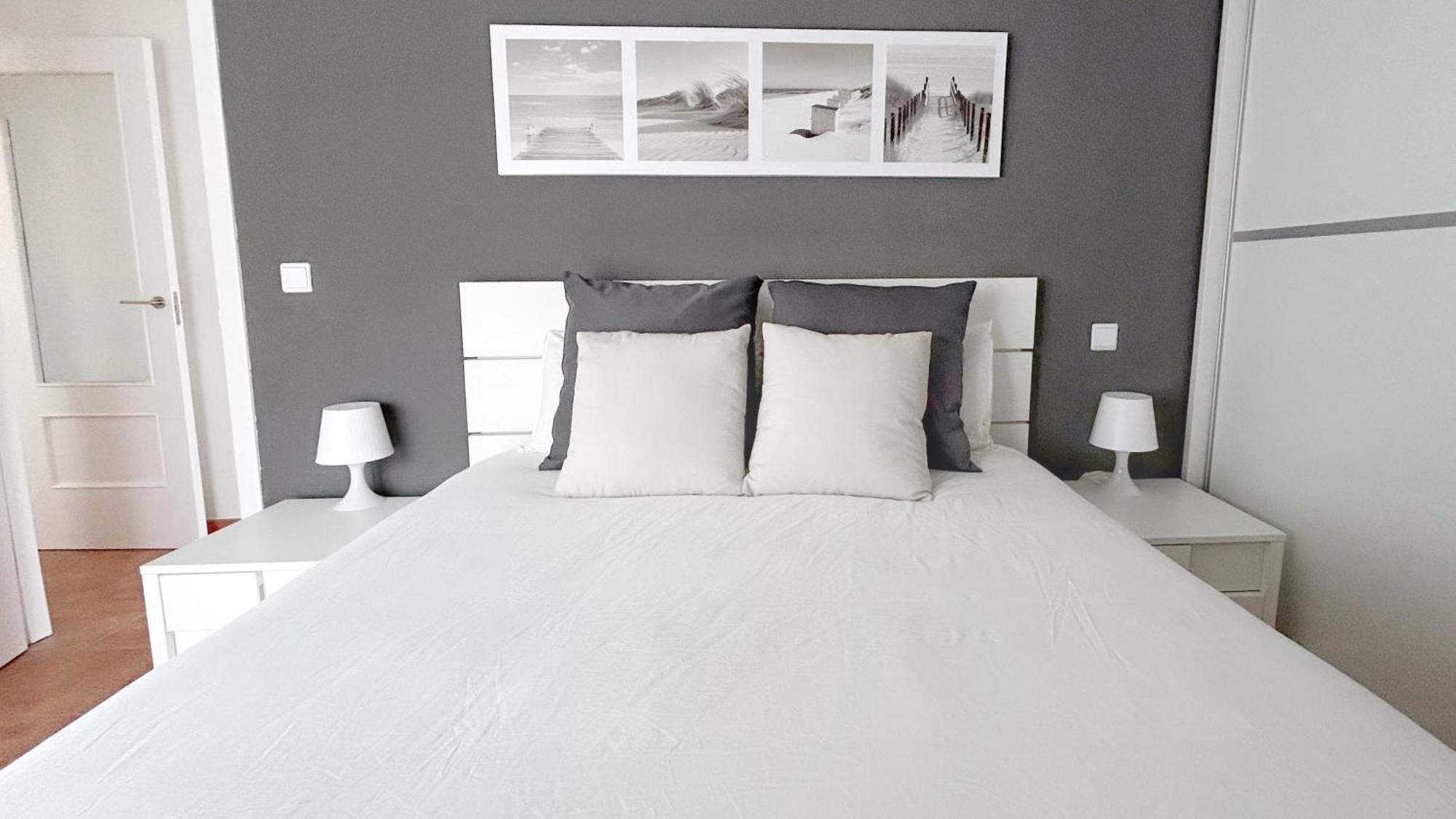 Comillas Bº Casasola - Residencial Lagos Azules - Netflix, Prime, Wifi & Free Indoor Parking Exterior foto