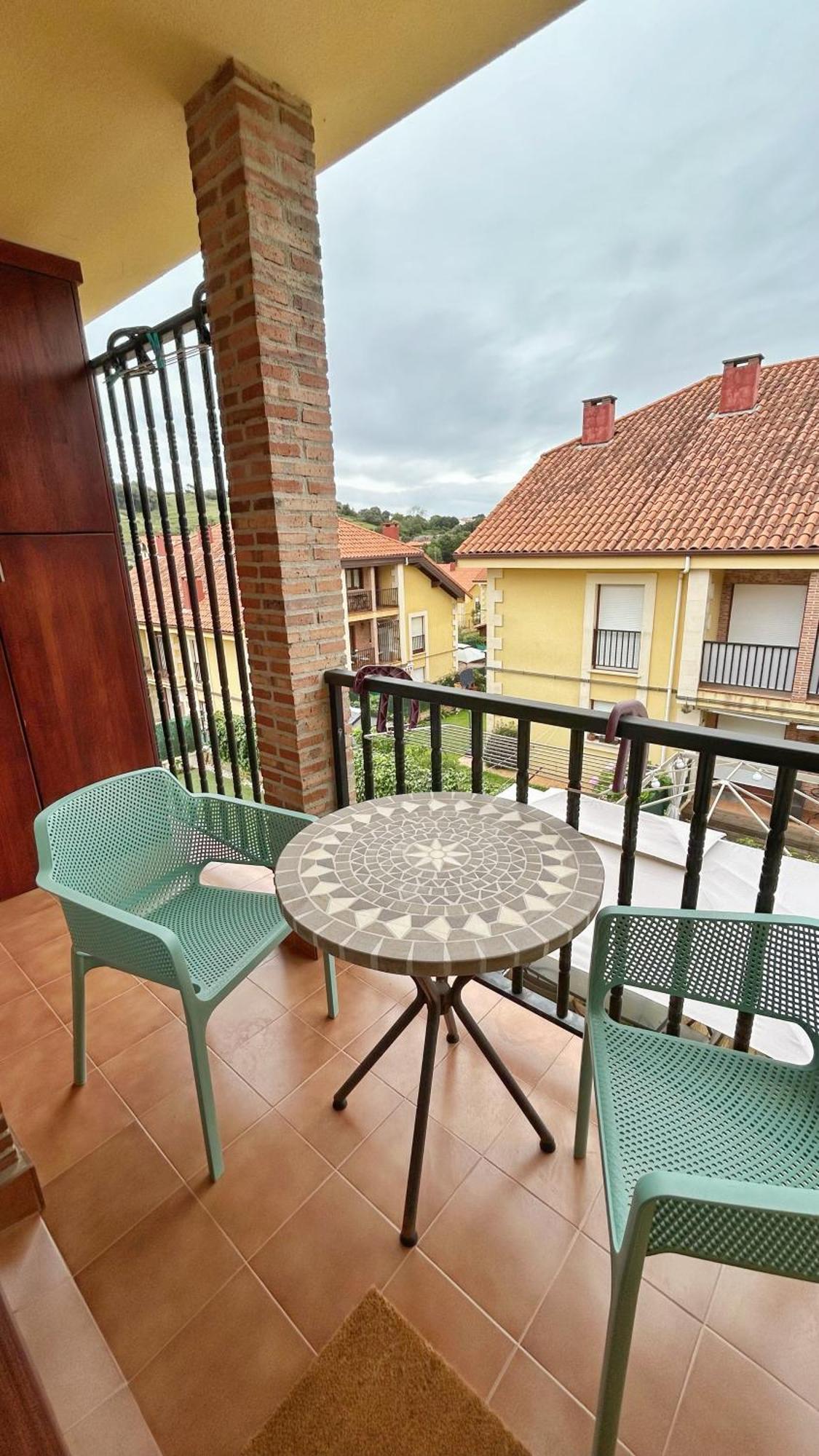 Comillas Bº Casasola - Residencial Lagos Azules - Netflix, Prime, Wifi & Free Indoor Parking Exterior foto