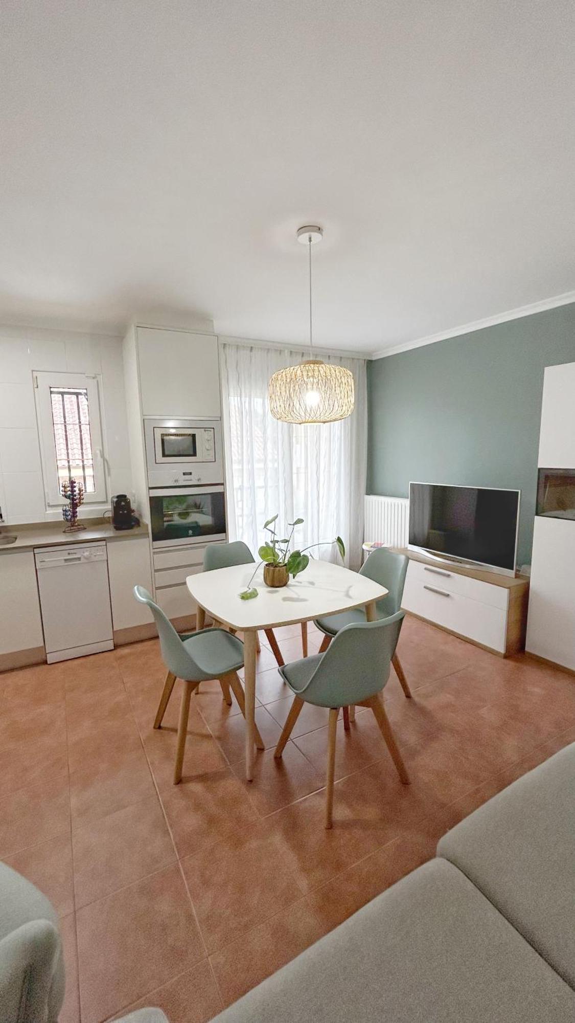 Comillas Bº Casasola - Residencial Lagos Azules - Netflix, Prime, Wifi & Free Indoor Parking Exterior foto