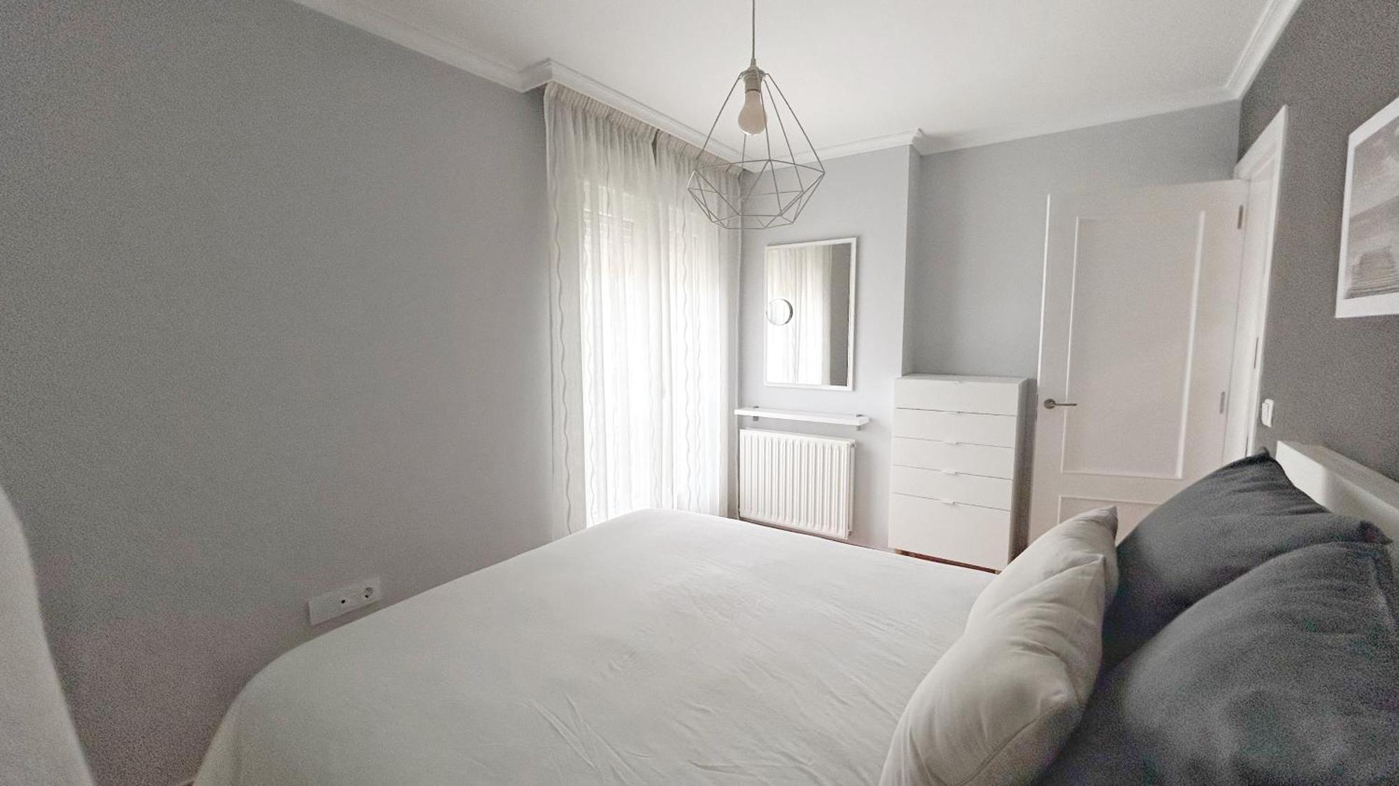 Comillas Bº Casasola - Residencial Lagos Azules - Netflix, Prime, Wifi & Free Indoor Parking Exterior foto